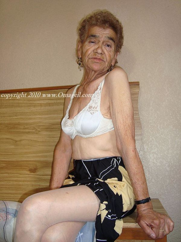 click here and see ALL GRANNY PHOTOS HERE